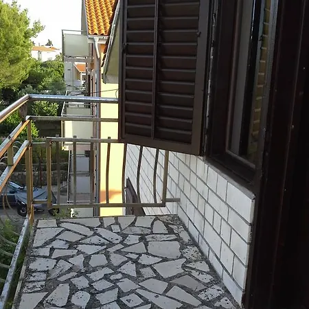Berto Apartman