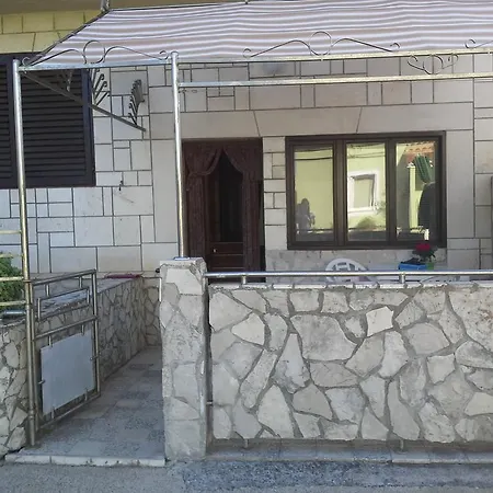 Apartman Berto