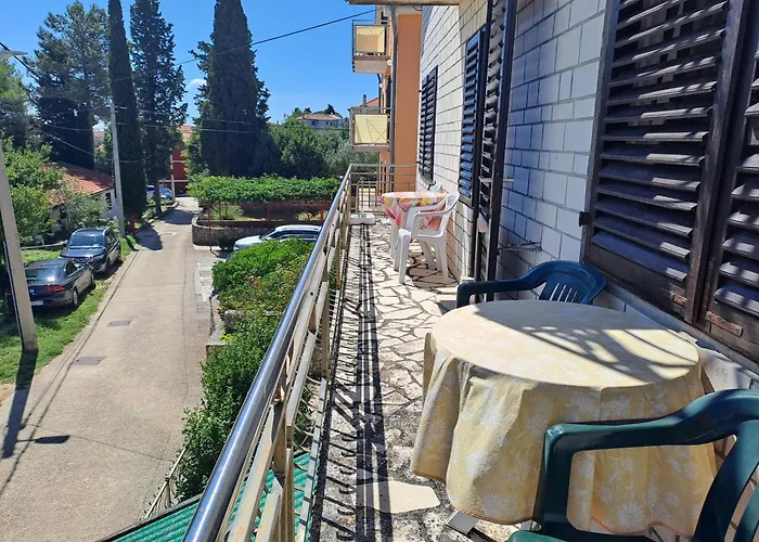 Berto * 内里吉恩